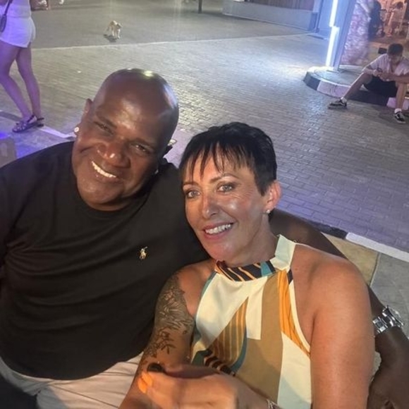 Meet your Posher, Ronnie - Picture 1 of 1